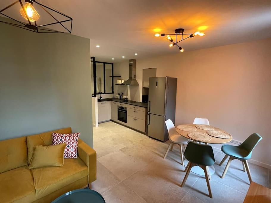 Appartement Neuf Au Coeur De ตูลง ภายนอก รูปภาพ