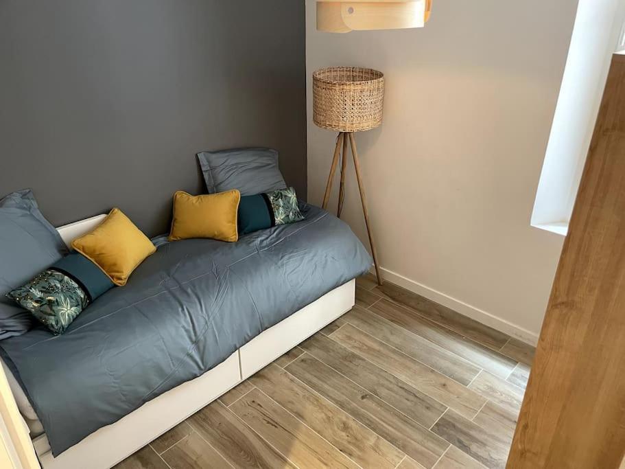 Appartement Neuf Au Coeur De ตูลง ภายนอก รูปภาพ