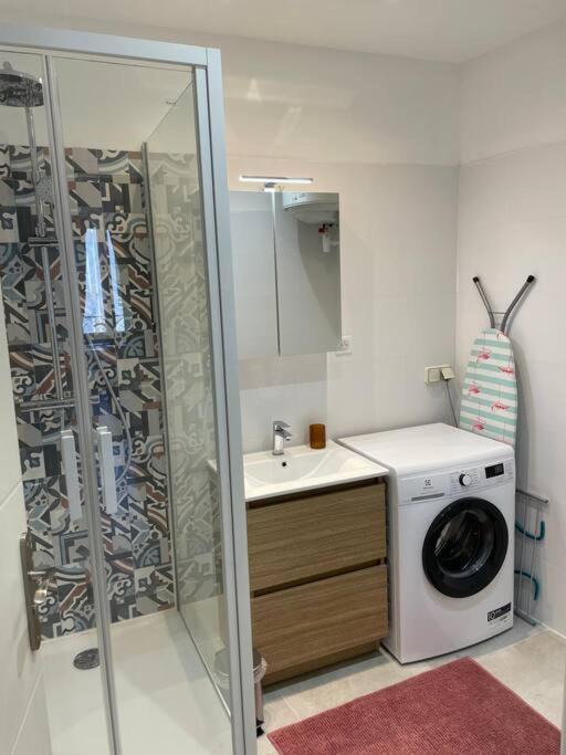 Appartement Neuf Au Coeur De ตูลง ภายนอก รูปภาพ